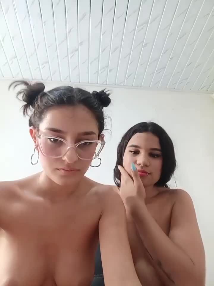 Ary-18 - Stripchat webcam show • Wednesday, October 1, 2025 #DoggyStyle #Teen18+ #White